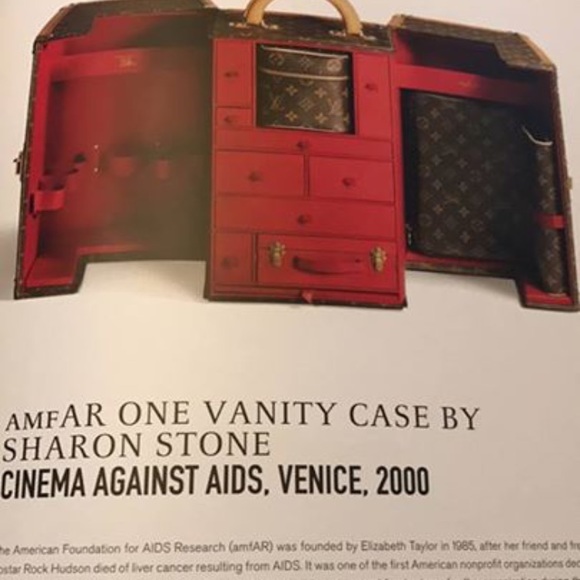 Meet your Posher, Denisa - Picture 3 of 8